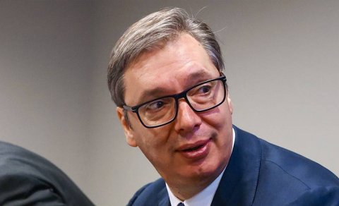 Serbiya prezidenti Putinlə görüşmək üçün Çinə gedir