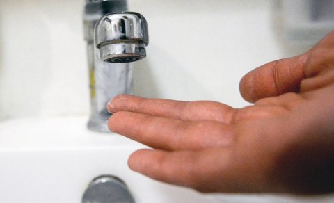 İrəvanda içməli su böhranı: Dağılmış su boruları, qəzalar