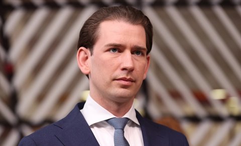 Avstriyanın keçmiş kansleri yalan ifadəyə görə mühakimə olunacaq