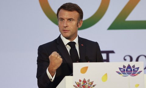 Makron vasitəçilik sülh təşəbbüslərinin uğursuzluğuna görə Ukrayna ilə bağlı mövqeyini dəyişib