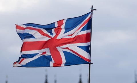 Britaniya Çini dövlət qulluqçularını casusluq üçün işə götürməkdə ittiham edir