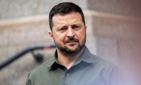 Zelenski 2022-ci ilin fevralından bəri ilk dəfə Ukrayna təyyarəsi ilə xaricə uçdu