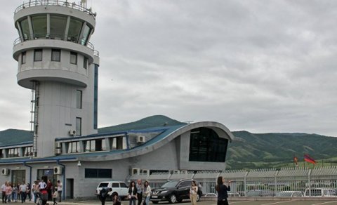 Xocalı aeroportunda Ermənistanın və qondarma rejimin “bayraqları” endirildi - VİDEO