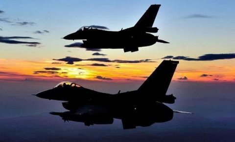 İsrail ordusu Dəməşq və Hələbin hava limanlarını bombalayır