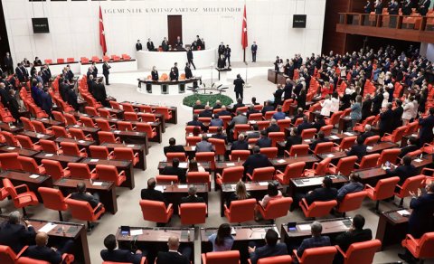 Təzyiqlər nəticə vermədi: Türkiyə İsveç məsələsində tələsməyəcək