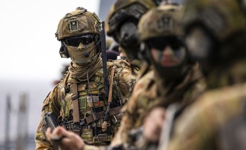 Daha bir ölkə Yaxın Şərqə əlavə hərbi qüvvə göndərdi