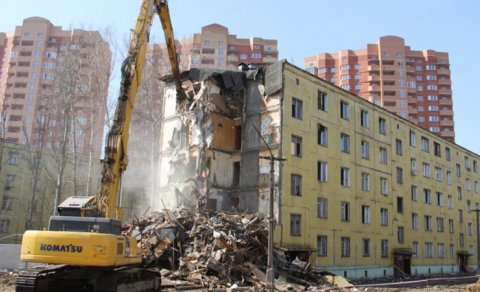 Bakıda istismar müddəti bitmiş minlərlə bina var - Söküntülər mənzilləri bahalaşdıracaq?