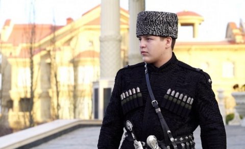 Kadırovun 16 yaşlı oğlu yüksək vəzifəyə təyin edildi