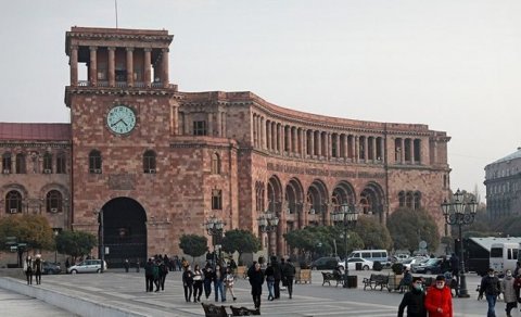 Ermənilər sosial mediada ən çox Azərbaycan xəbərlərini oxuyur - FOTOFAKT