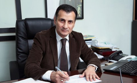 Prezident Mir Şahini təltif etdi