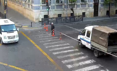 Bakının bu küçəsində yolda məhdudiyyət tətbiq edildi - FOTO 