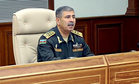 Zakir Həsənov ordu rəhbərliyini topladı, tapşırıqlar verdi