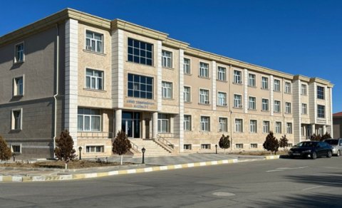 Naxçıvanda keçmiş yüksək məmur işdən çıxarılması ilə barışmaq istəmir