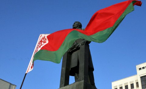 Belarus NATO ilə dialoqu bərpa etmək üçün şərti açıqladı