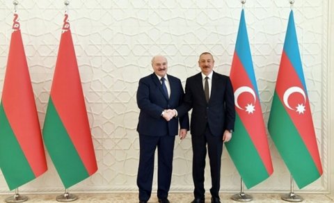 Belarus Prezidenti İlham Əliyevi təbrik etdi