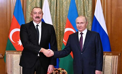 Putin İlham Əliyevə zəng etdi