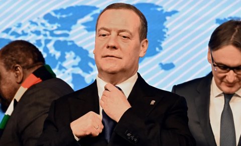 Medvedev nüvə silahından istifadəni real təhlükə adlandırdı