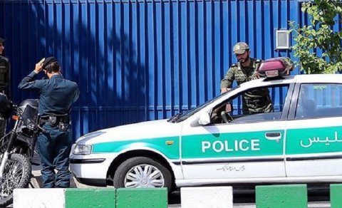 İranda silahlı qarşıdurma - Polis öldürüldü
