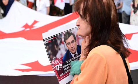 Mixail Saakaşvili palatasında Milli Hərəkatın ofisi yaradıb - Hakim partiya