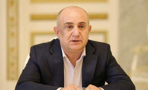 Babayan Nikolu devirmək üçün hərəkətə keçir - Şok ssenari