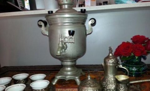 Bakıda 2600 manatlıq antik samovar oğurlandı - FOTO