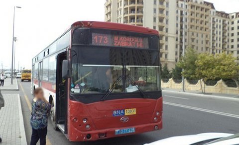 Qadının avtobusdan yıxılaraq öldüyü hadisənin təfərrüatı