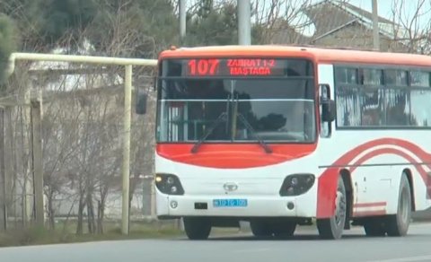 "Koroğlu" - Buzovna avtobusunun sürücüsü sərnişinlərdən niyə artıq pul istəyir?