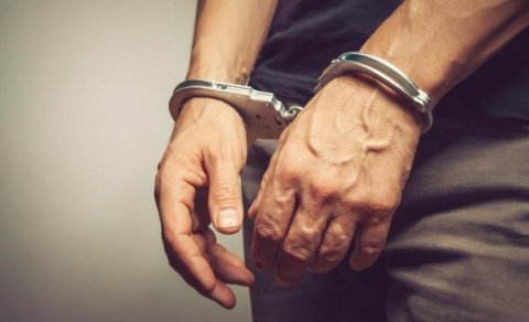 Bakıda polisə bıçaqla müqavimət göstərməkdə şübhəli bilinən şəxs tutuldu