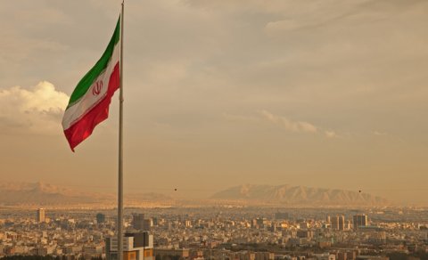 İran Almaniyada İslam mərkəzlərinin bağlanmasından narazıdır