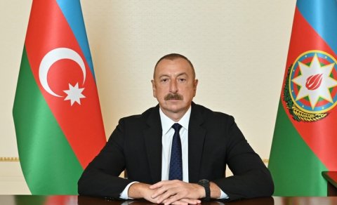 İlham Əliyev Malayziyanın Kralını təbrik etdi