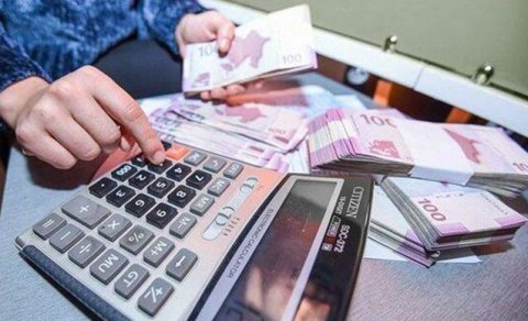 Onların dövlətə 8 milyona yaxın borcu var