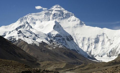 Everest ildən-ilə yüksəlir: Alimlər bunun səbəbini açıqladı