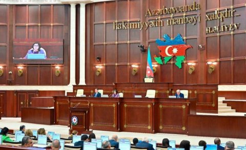 Parlament Mərkəzi Bankın İdarə Heyətinin yeni üzvlərini təsdiqlədi