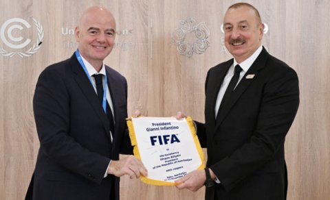 İlham Əliyev FIFA-nın prezidenti ilə görüşdü - FOTO