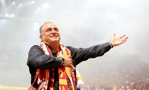 Fatih Terim də Bakıya gəlir
