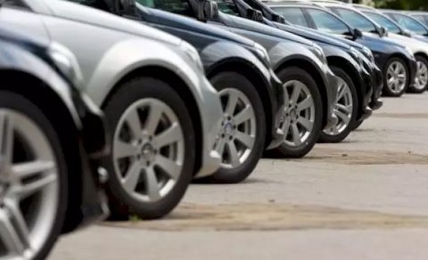 Azərbaycanda avtomobil bazarında qiymətlər necədir?