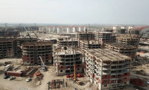 MTK-ların "pul bazarı": Niyə satdıqları binanı tərk etmirlər?