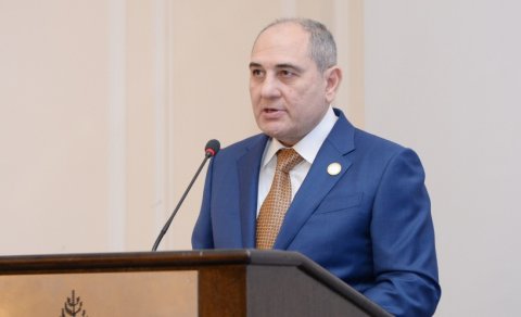 Tahir Budaqova “Şöhrət” ordeni verildi