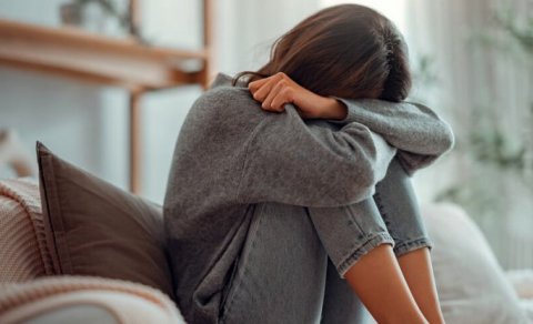 Ağır depressiya ilə mübarizədə YENİ METOD