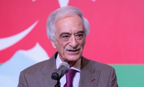 Prezident Polad Bülbüloğlu ilə bağlı sərəncam imzaladı