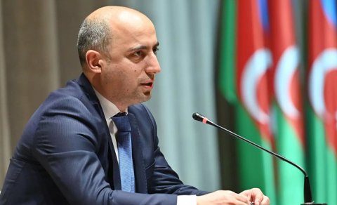 Emin Əmrullayev sektor müdirinə yeni vəzifə verdi