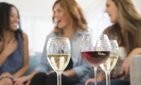 BMJ: Alkoqol xüsusilə 15-19 yaşlıların beyni üçün təhlükəlidir