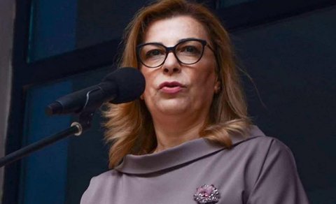 Azərbaycanda universitet rektoru istefa verdi
