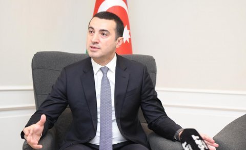 Rəsmi Bakıdan Fransaya - Çağırış