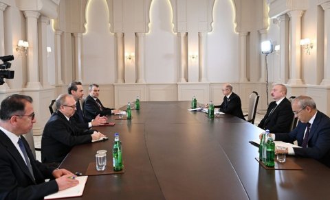 Prezident qəbullar keçirdi - YENİLƏNİB