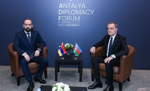 Azərbaycan və Ermənistan XİN başçılarının görüşü oldu
