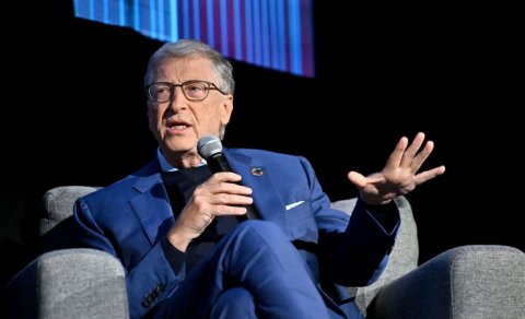 Bill Qeytsdən süni intellekt proqnozu: hansı peşələr daha tez "təqaüdə çıxacaq"?