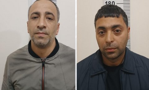 Oğlu şantaj edilən ananın şikayəti ilə - Həbs olundular