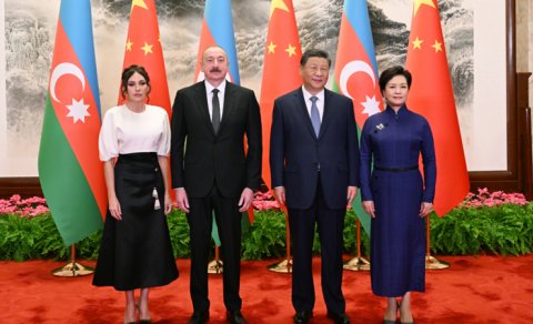 Çinin Sədri adından İlham Əliyevin şərəfinə rəsmi ziyafət verildi
