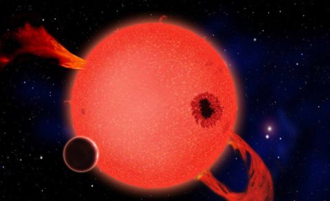 Yerdən 140 işıq ili uzaqda olan öz orbitində buxarlanan planet yapdı